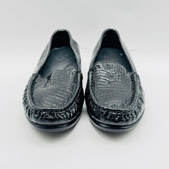 SAS Loafers Womens 6.5 Black Patent Leather Casual Comfort Shoe Slip On - Picture 3 of 12